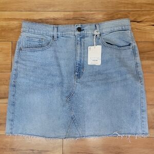 a.n.a Size 12 High Rise Distressed Denim Mini Skirt In Color Lt Abyss NEW